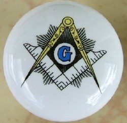 Cabinet knob Masons Emblem
