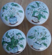CERAMIC CABINET DRAWER PULL KNOB  POTTED CALLALILY flower