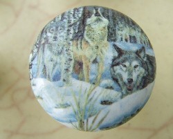 CERAMIC CABINET KNOB KNOBS  WILDLIFE WOLF WOLVES